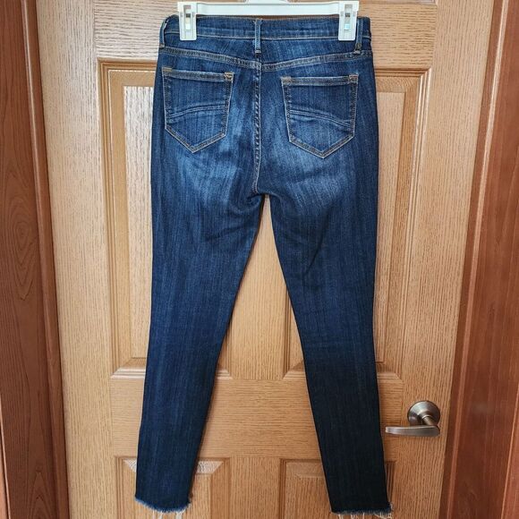 Driftwood Jackie Women's Embroidered Skinny Jeans Size 25 Distressed Classic Fit - Picture 14 of 16